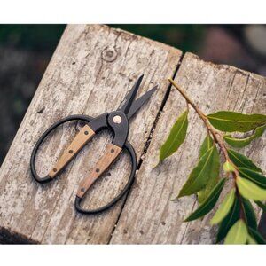 NIP Barebones Living Garden Tool Scissors SMALL Wide Handles Comfortable